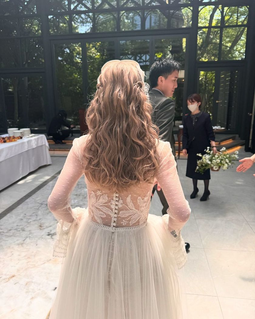 Popular brand from NY 🗽 "Jennifer Ouellet" hairbands I want to use for my wedding 🤍にて紹介している画像