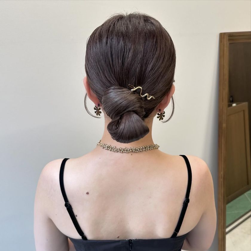 70 Latest Party Hair Arrangements for 2024 to Show Your Hairdresser♡にて紹介している画像