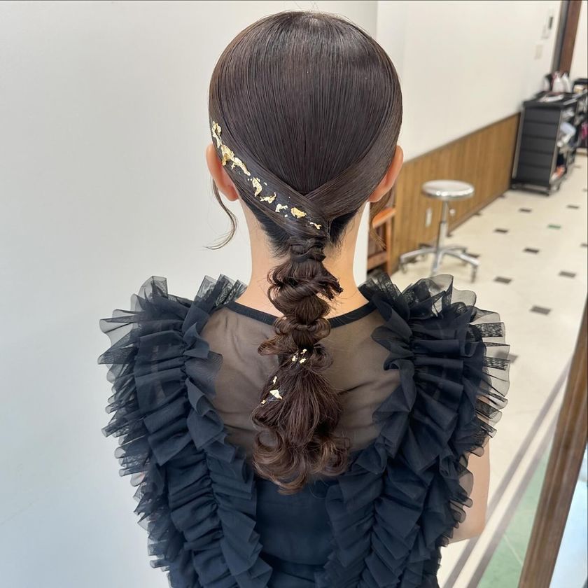 70 Latest Party Hair Arrangements for 2024 to Show Your Hairdresser♡にて紹介している画像