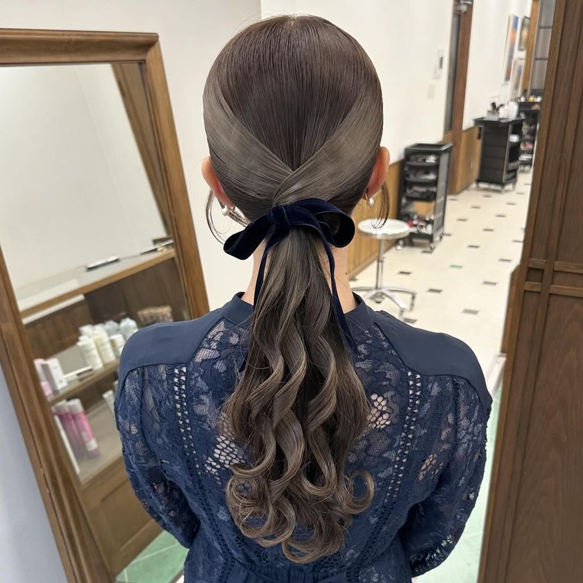 70 Latest Party Hair Arrangements for 2024 to Show Your Hairdresser♡にて紹介している画像