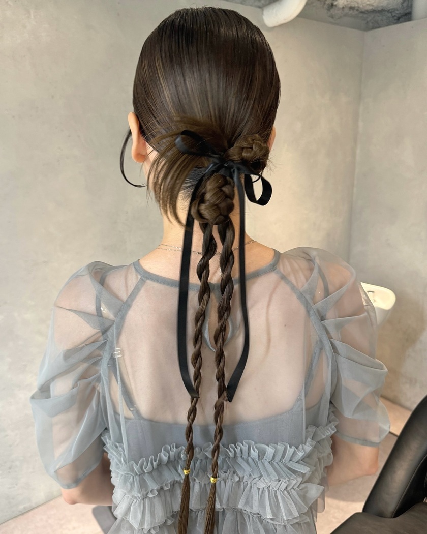70 Latest Party Hair Arrangements for 2024 to Show Your Hairdresser♡にて紹介している画像
