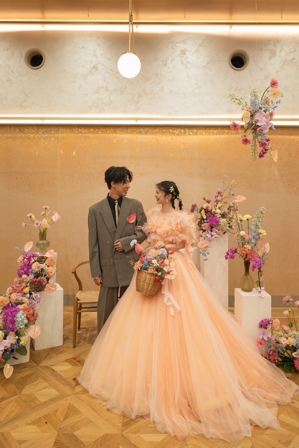 헤어 어레인지? 액세서리? KIYOKO HATA×marry 몽글몽글 드레스를 입은 리얼 신부 코디にて紹介している画像