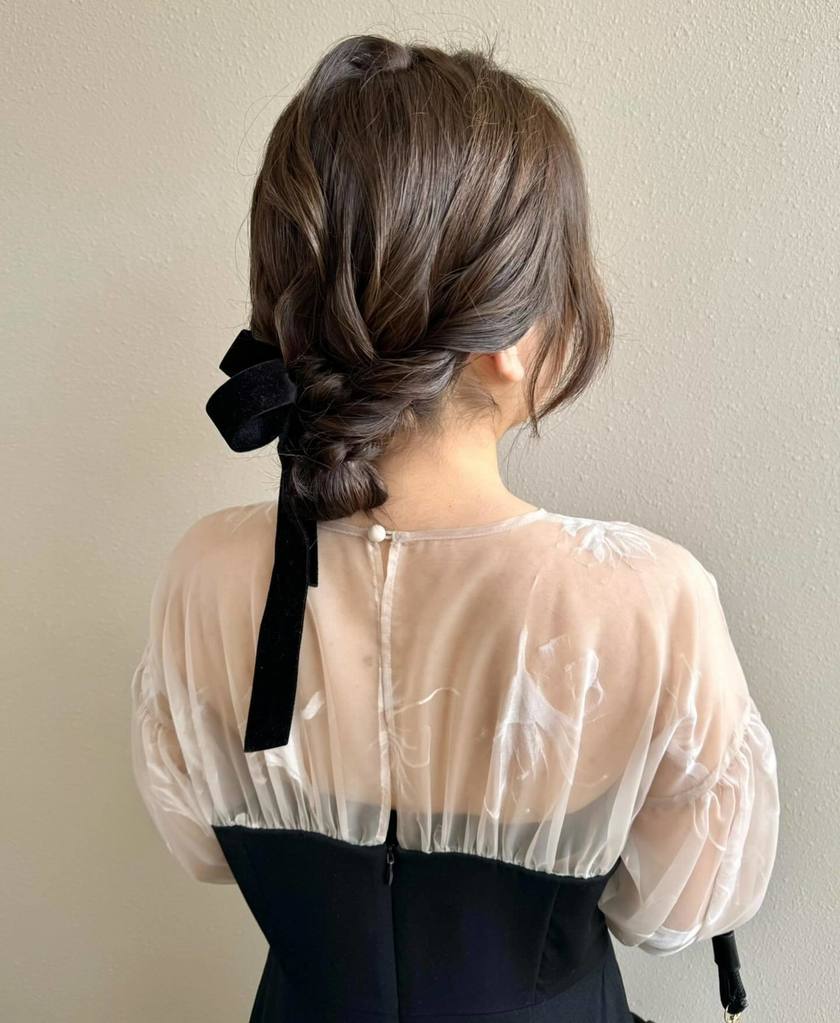 70 Latest Party Hair Arrangements for 2024 to Show Your Hairdresser♡にて紹介している画像