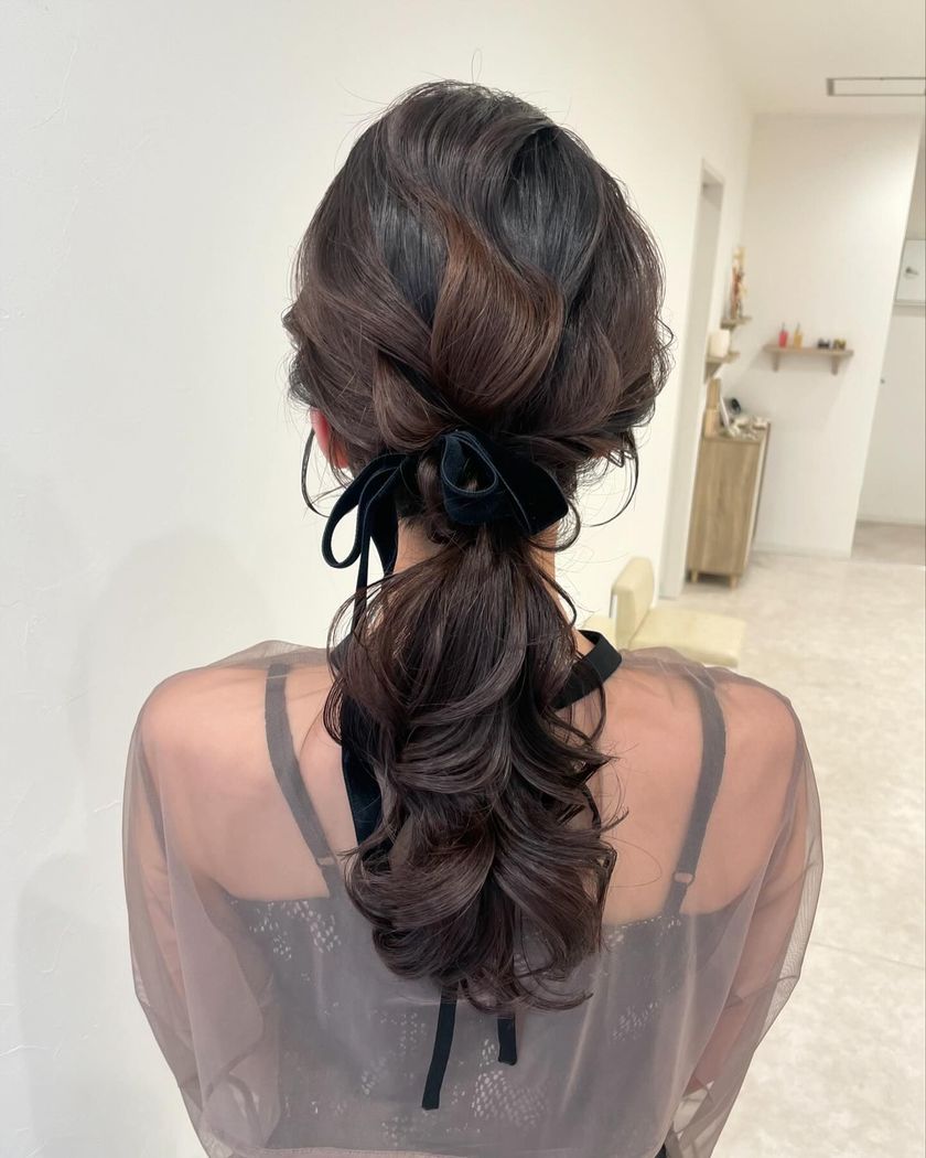 70 Latest Party Hair Arrangements for 2024 to Show Your Hairdresser♡にて紹介している画像
