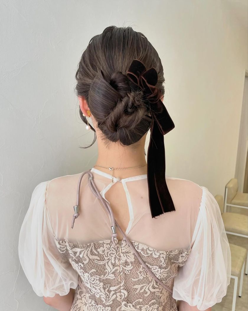 70 Latest Party Hair Arrangements for 2024 to Show Your Hairdresser♡にて紹介している画像