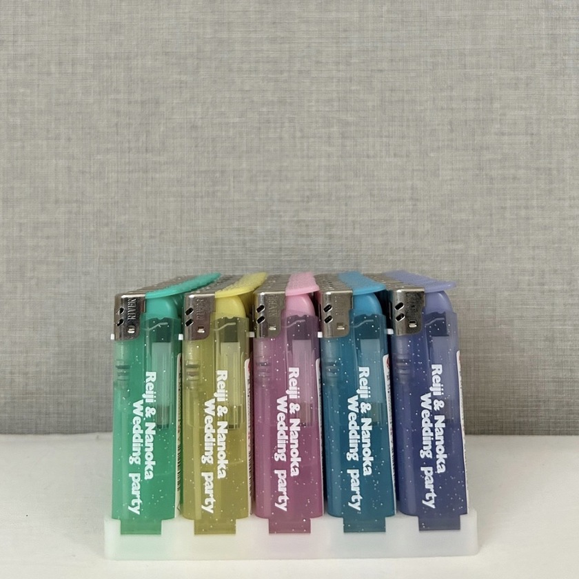 1つ200円以下で出来る!レトロPOPで可愛いプチギフト用オリジナルライターの作り方🕯🍬にて紹介している画像