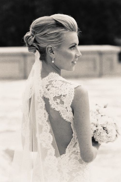 I Love Classic Pure White Dresses! A Special Feature on Timeless Authentically Loved Gowns♡にて紹介している画像