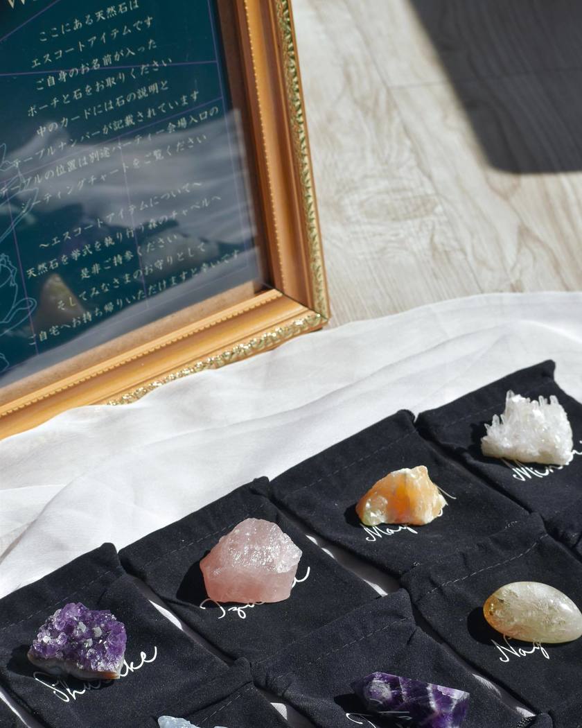 4 Stylish Escort Item Ideas That Shine with Personality✨にて紹介している画像