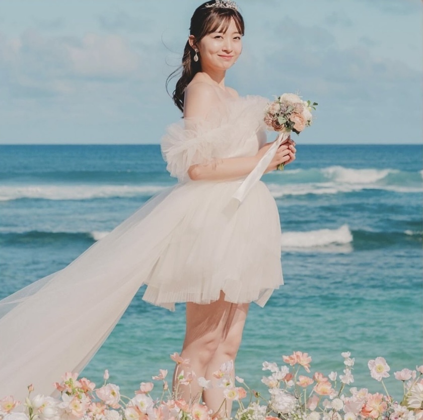 Cute and Idol-like! 7 Dress Brands with Stylish Leg-Showing Dresses to Try にて紹介している画像