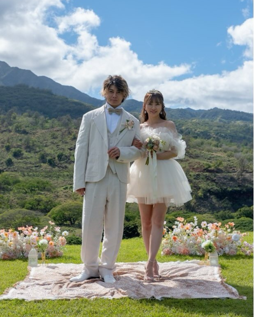 Cute and Idol-like! 7 Dress Brands with Stylish Leg-Showing Dresses to Try にて紹介している画像