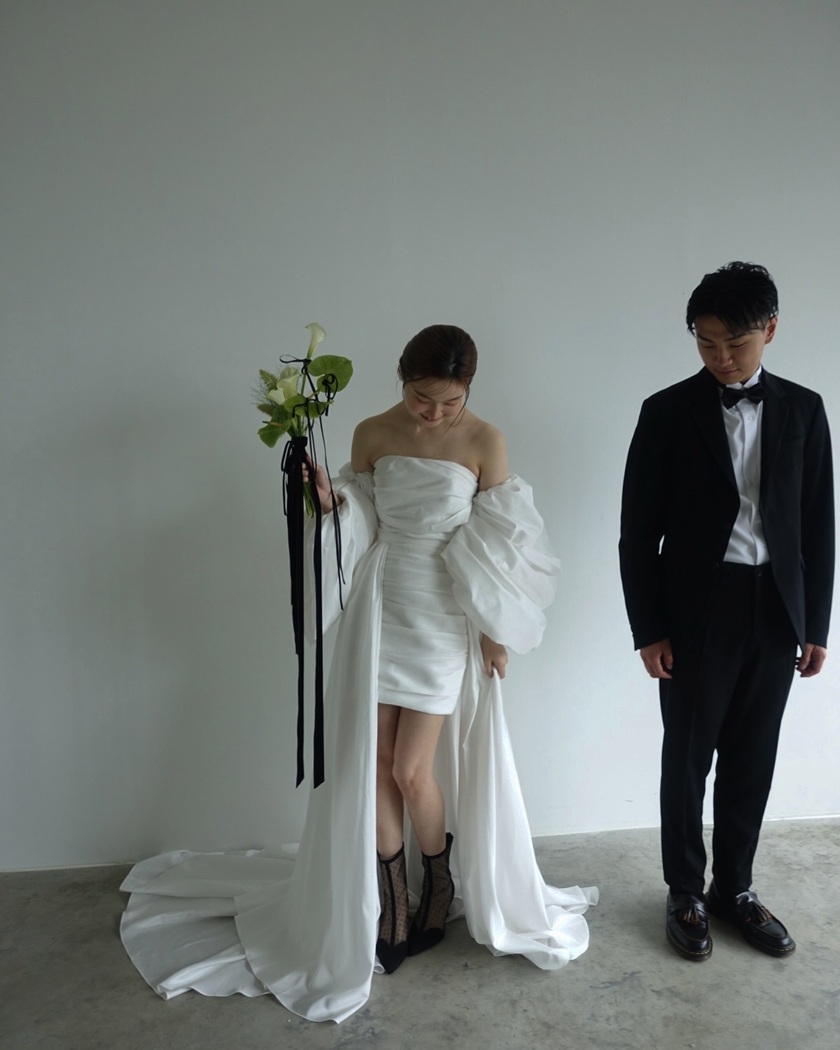 Cute and Idol-like! 7 Dress Brands with Stylish Leg-Showing Dresses to Try にて紹介している画像