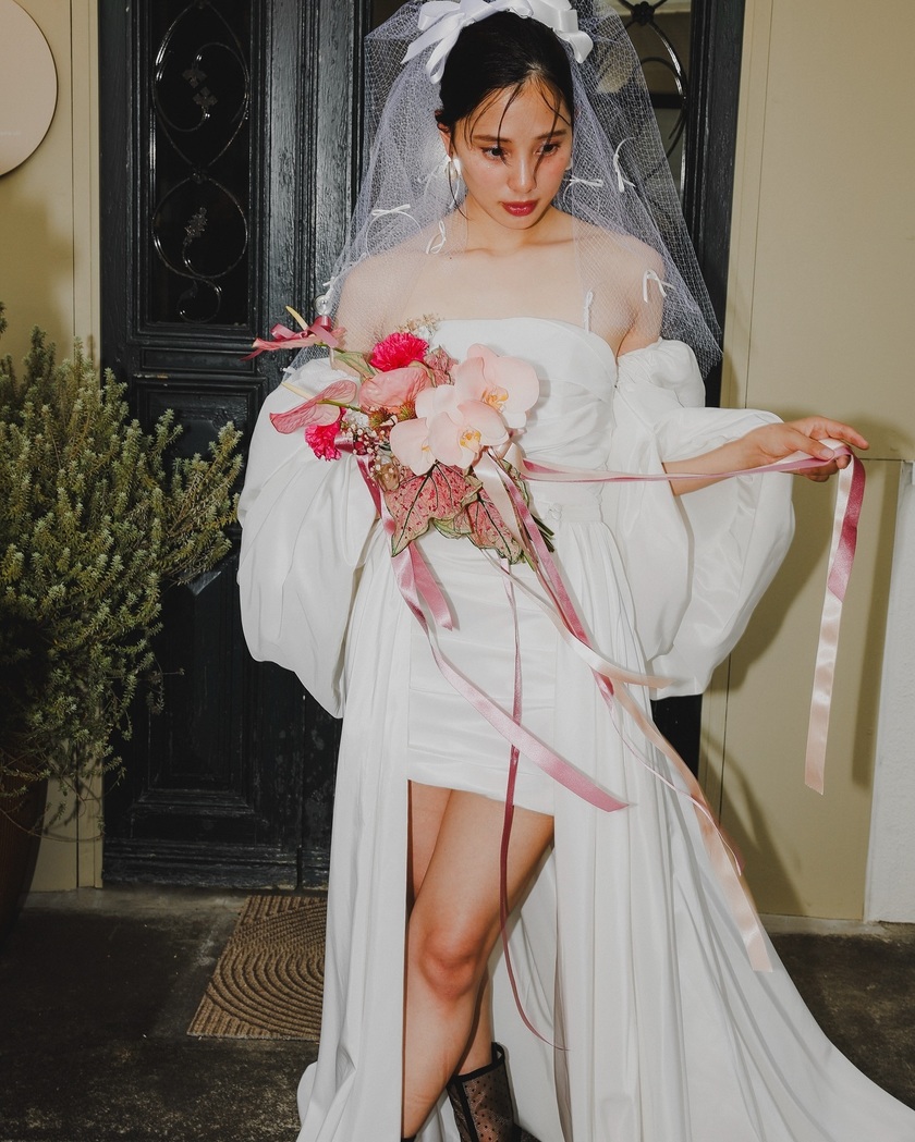 Cute and Idol-like! 7 Dress Brands with Stylish Leg-Showing Dresses to Try にて紹介している画像