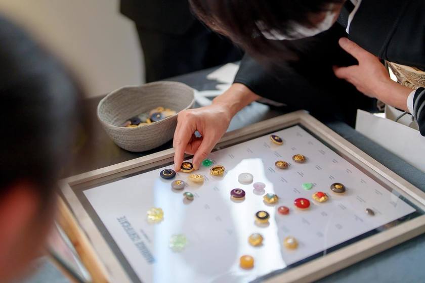 Recommended for antique lovers and fashion enthusiasts ♡ [Button Marriage Certificate] is Gem-like and Cuteにて紹介している画像