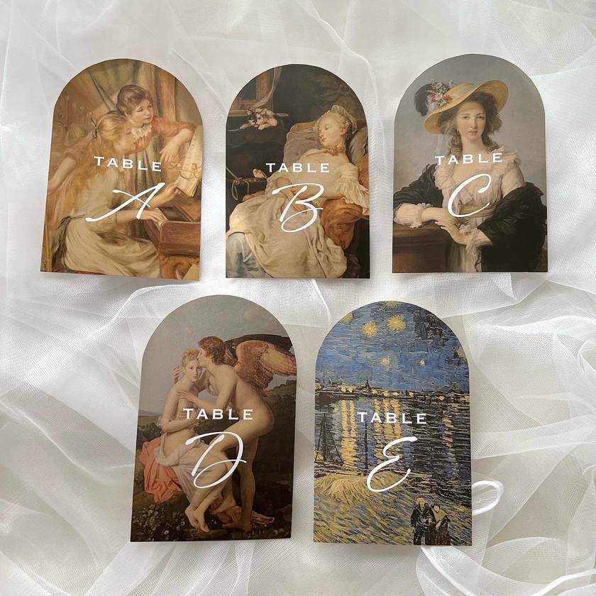 For brides getting married in fall or winter 2024 to spring 2025💕 Here are 8 stylish table number ideas you’ll want to copy.にて紹介している画像