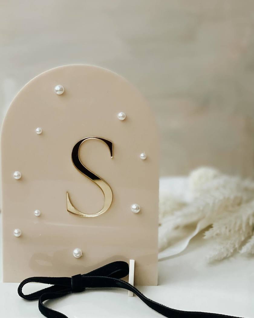 For brides getting married in fall or winter 2024 to spring 2025💕 Here are 8 stylish table number ideas you’ll want to copy.にて紹介している画像