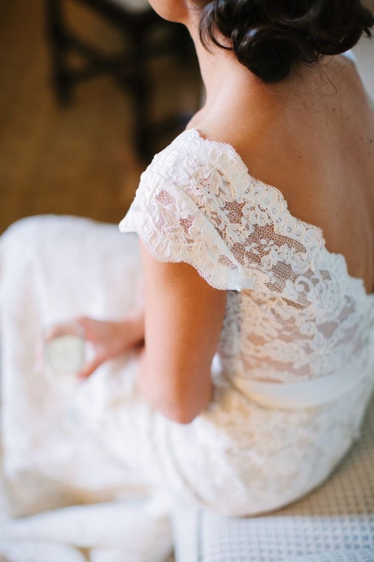 ロマンティックなwedding dressを20着あつめました♡にて紹介している画像