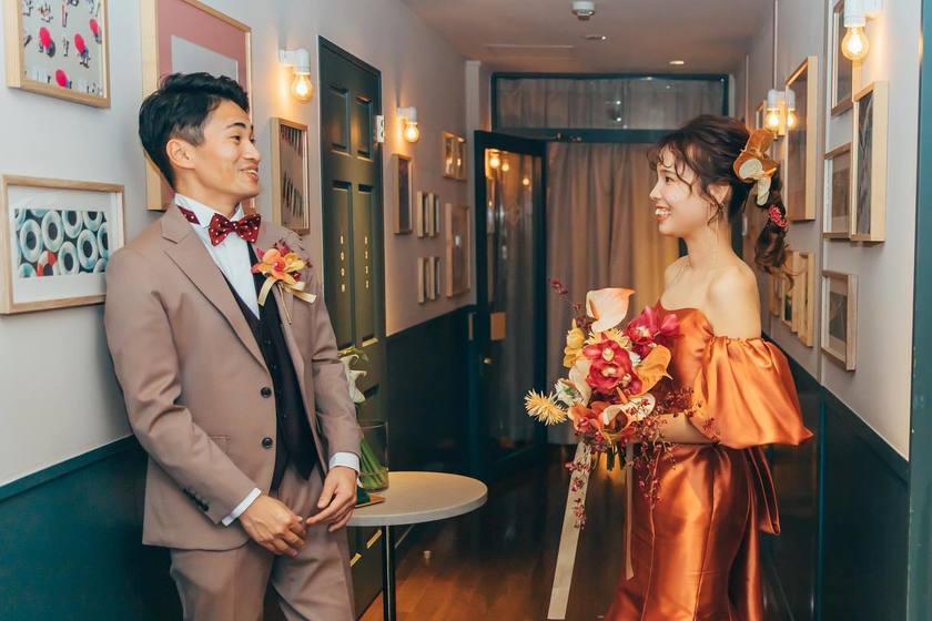 A Collection of Real Videos of Brides Who Showed Off Their Colored Dresses to Their Partners Before the Second Entrance♡ (Second Meet)にて紹介している画像