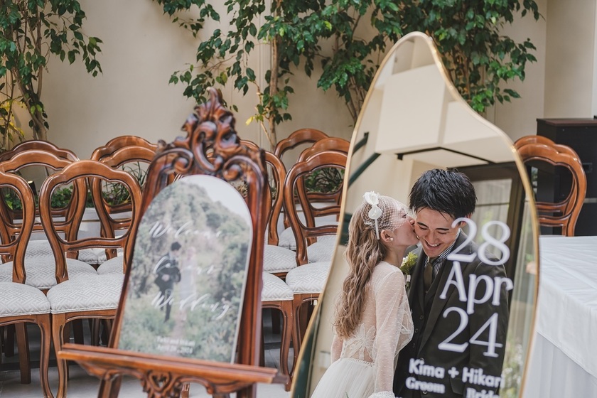 Stylish Brides: The Must-Have Full-Length Wave Mirror You Can Buy Here! ♡にて紹介している画像