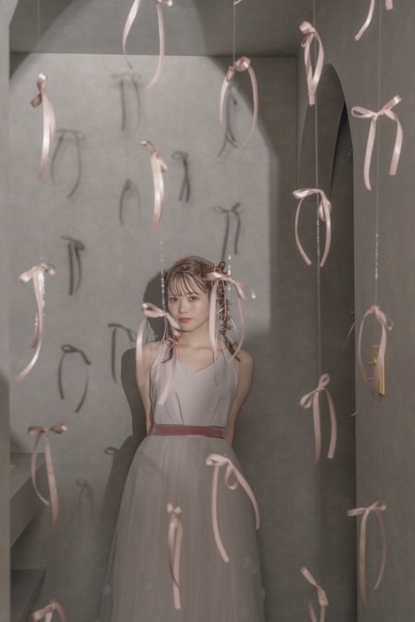 DIY Ribbon Curtains You Can Make Yourself: Trendy Ways to Use Them for Weddings and Recommended Ribbons to Create Them 🎀にて紹介している画像