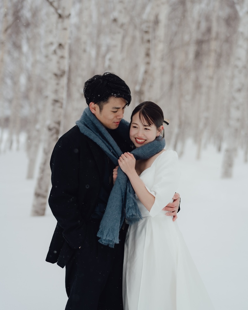 Silver World: A Collection of Sample Wedding Photos Captured in the Snowy Landscapes of the Northern Country ❄️⛄にて紹介している画像