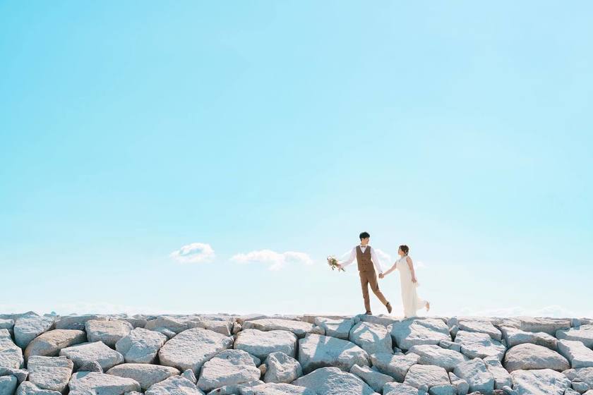 愛知で海岸沿いロケーションフォトを撮るなら♡東海地区最大級の人工海浜「常滑りんくうビーチ」がおすすめ＊にて紹介している画像