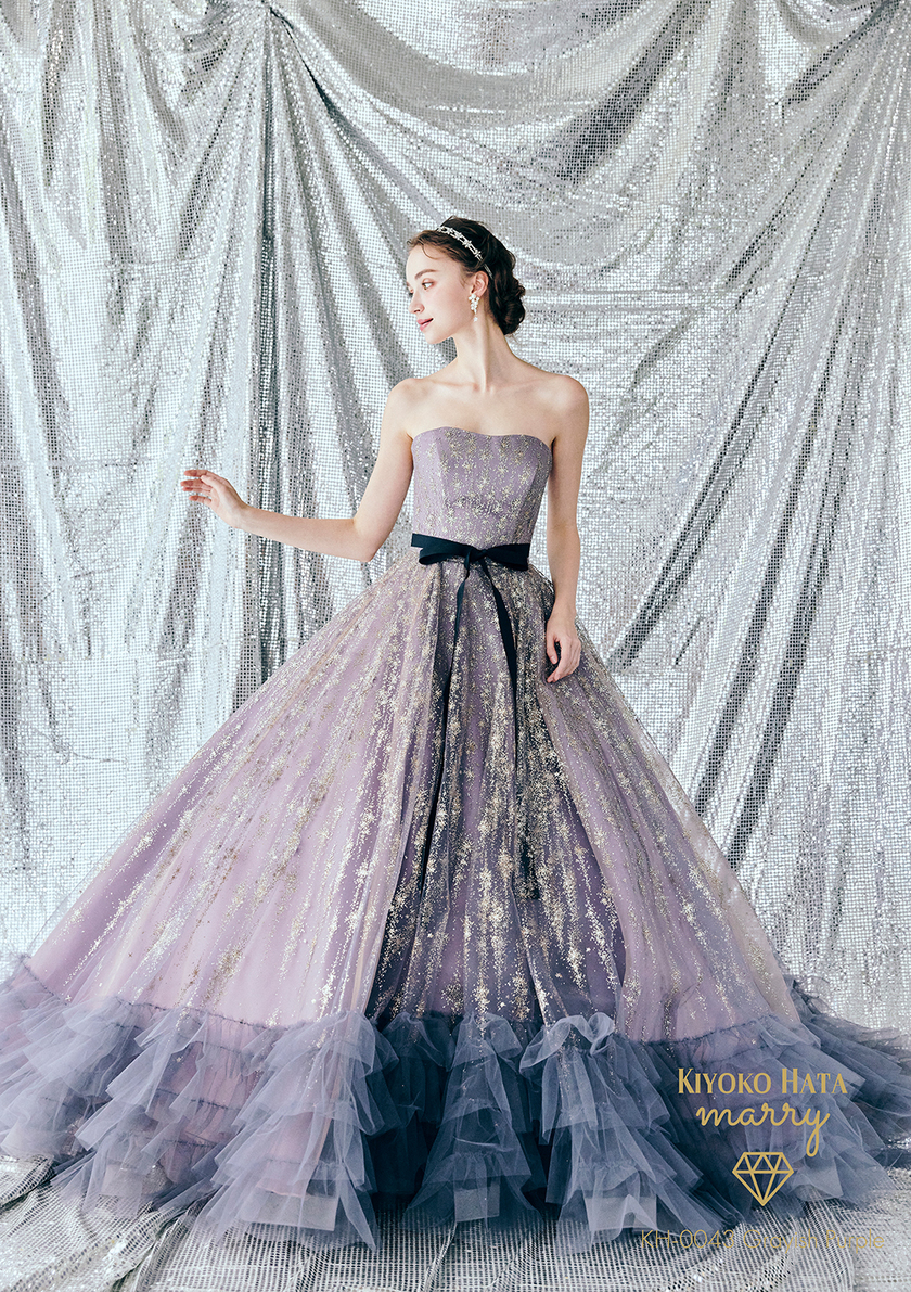 KIYOKO HATA×marryのコラボドレス［星降るドレス］を着用したお写真まとめにて紹介している画像
