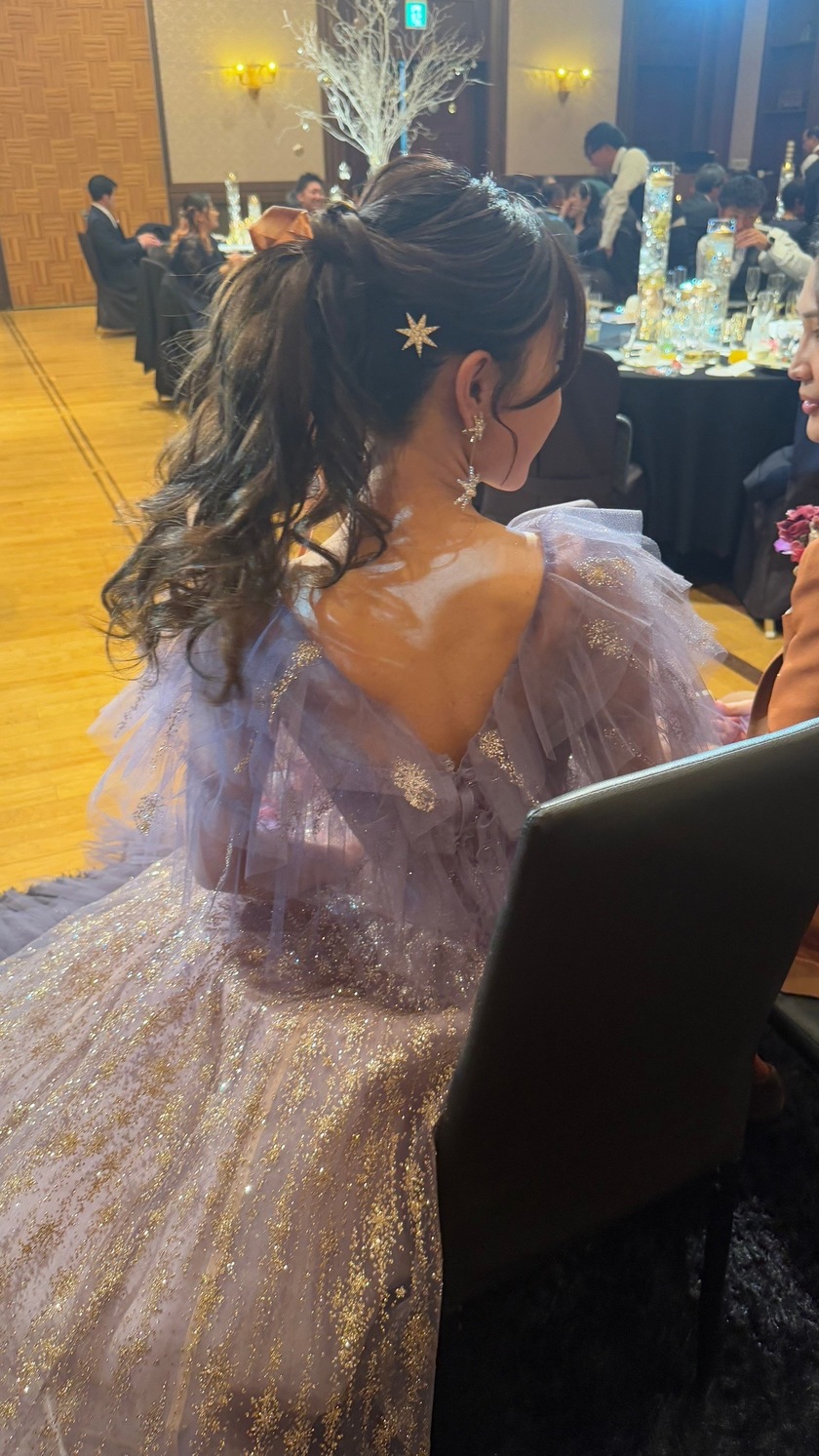 KIYOKO HATA×marryのコラボドレス［星降るドレス］を着用したお写真まとめにて紹介している画像