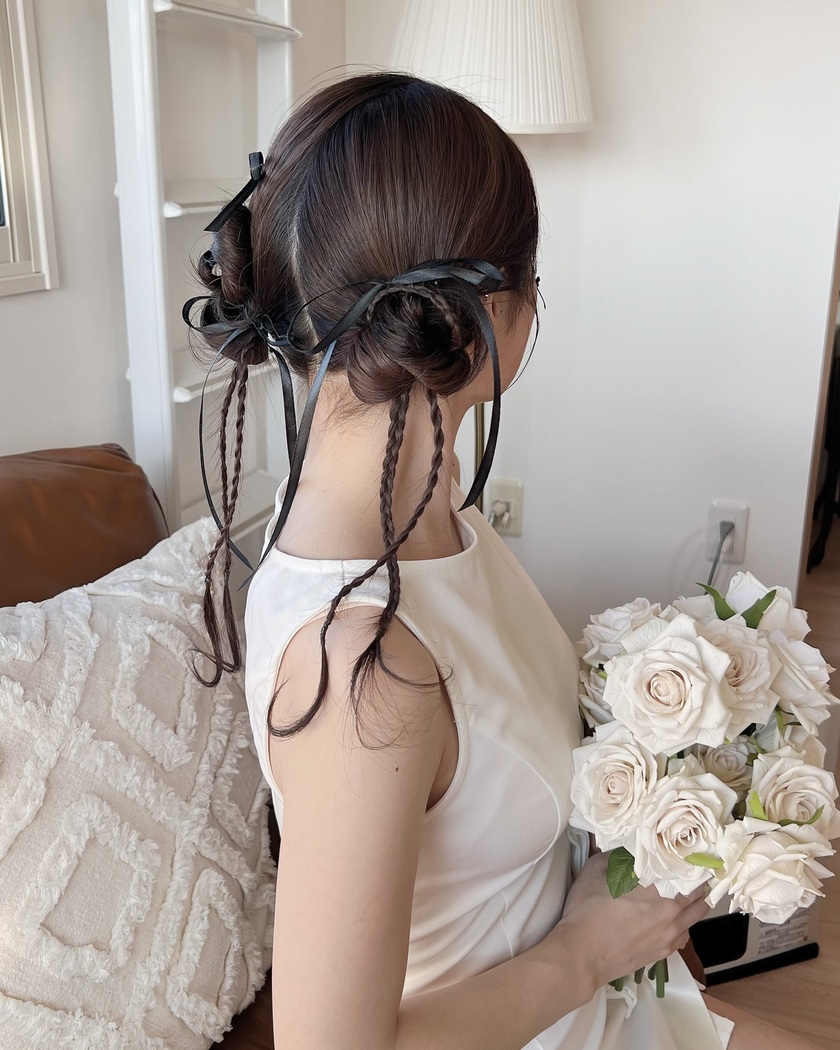 【2025年最新】ドレスも和装も♡可愛いブライダルヘアアレンジ特集にて紹介している画像