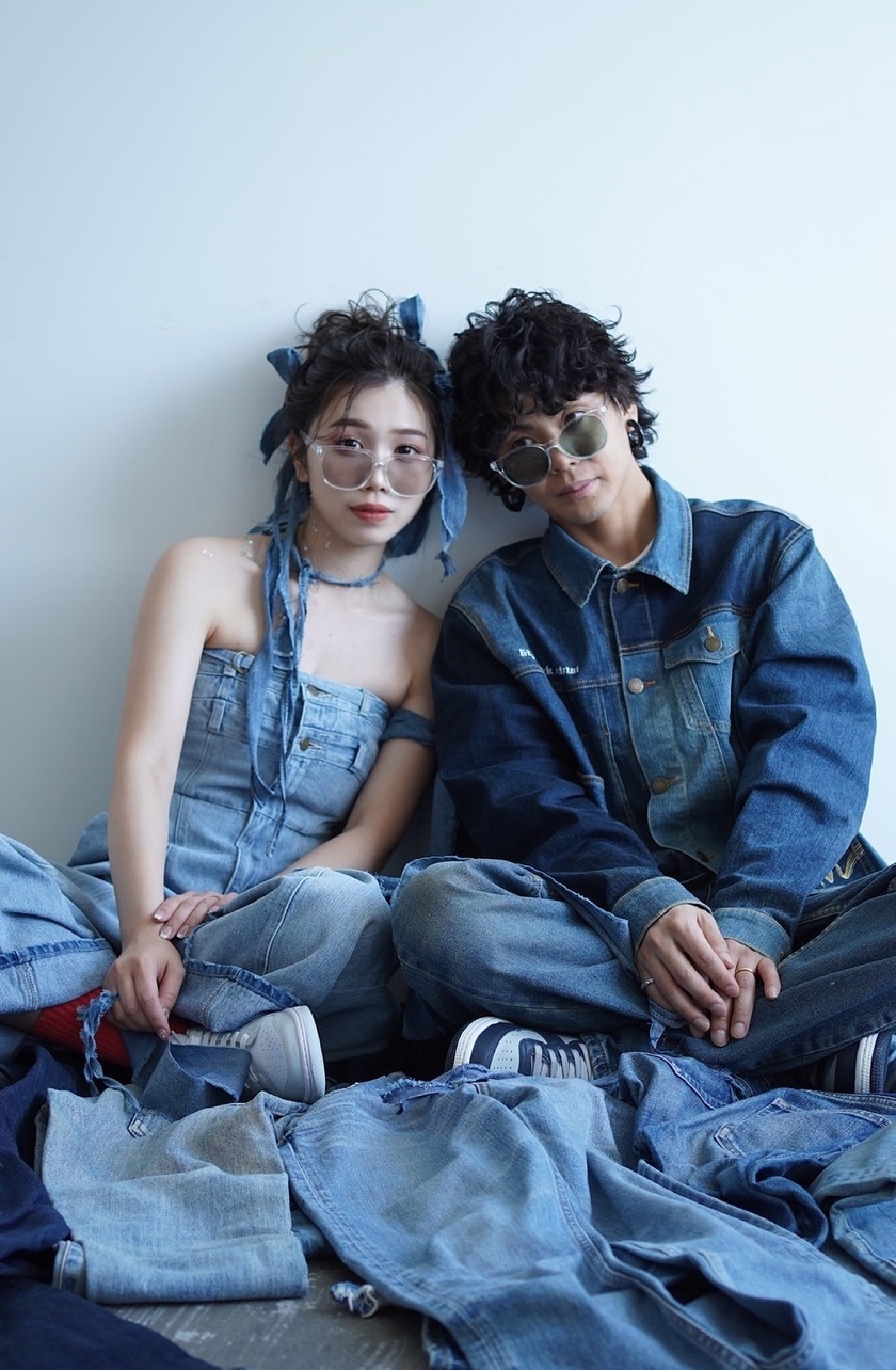 真似したい！2025年版最新デニム前撮りのおしゃれなお手本＆おすすめアイテム特集🩵💙にて紹介している画像