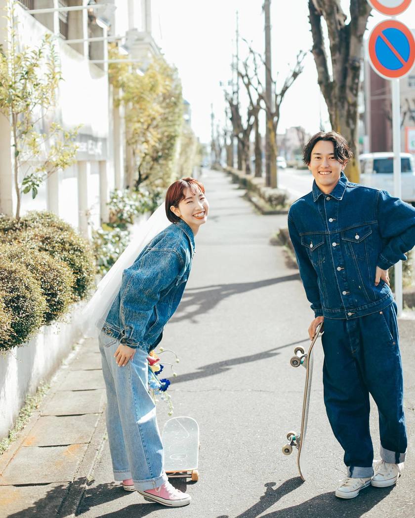 真似したい！2025年版最新デニム前撮りのおしゃれなお手本＆おすすめアイテム特集🩵💙にて紹介している画像