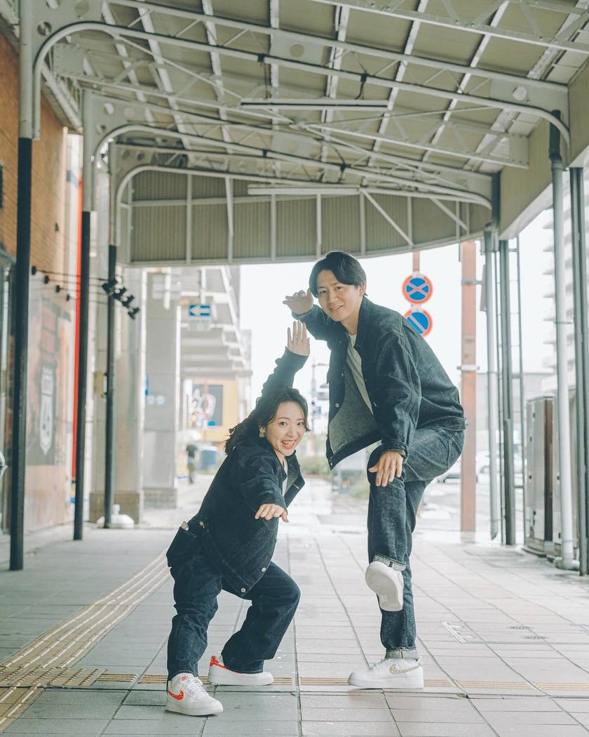 真似したい！2025年版最新デニム前撮りのおしゃれなお手本＆おすすめアイテム特集🩵💙にて紹介している画像