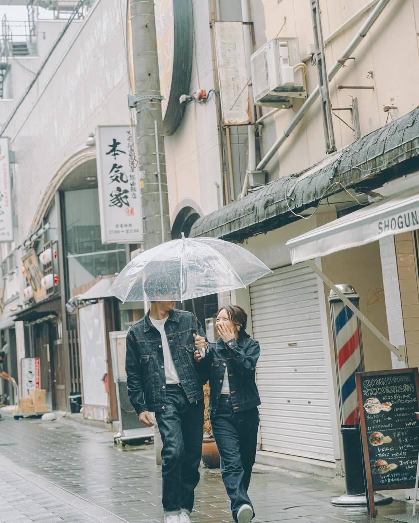 真似したい！2025年版最新デニム前撮りのおしゃれなお手本＆おすすめアイテム特集🩵💙にて紹介している画像