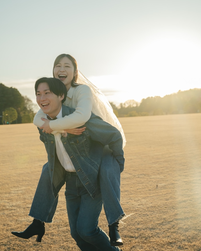 真似したい！2025年版最新デニム前撮りのおしゃれなお手本＆おすすめアイテム特集🩵💙にて紹介している画像