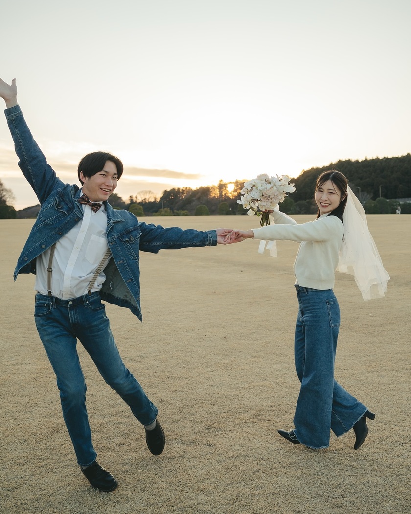 真似したい！2025年版最新デニム前撮りのおしゃれなお手本＆おすすめアイテム特集🩵💙にて紹介している画像