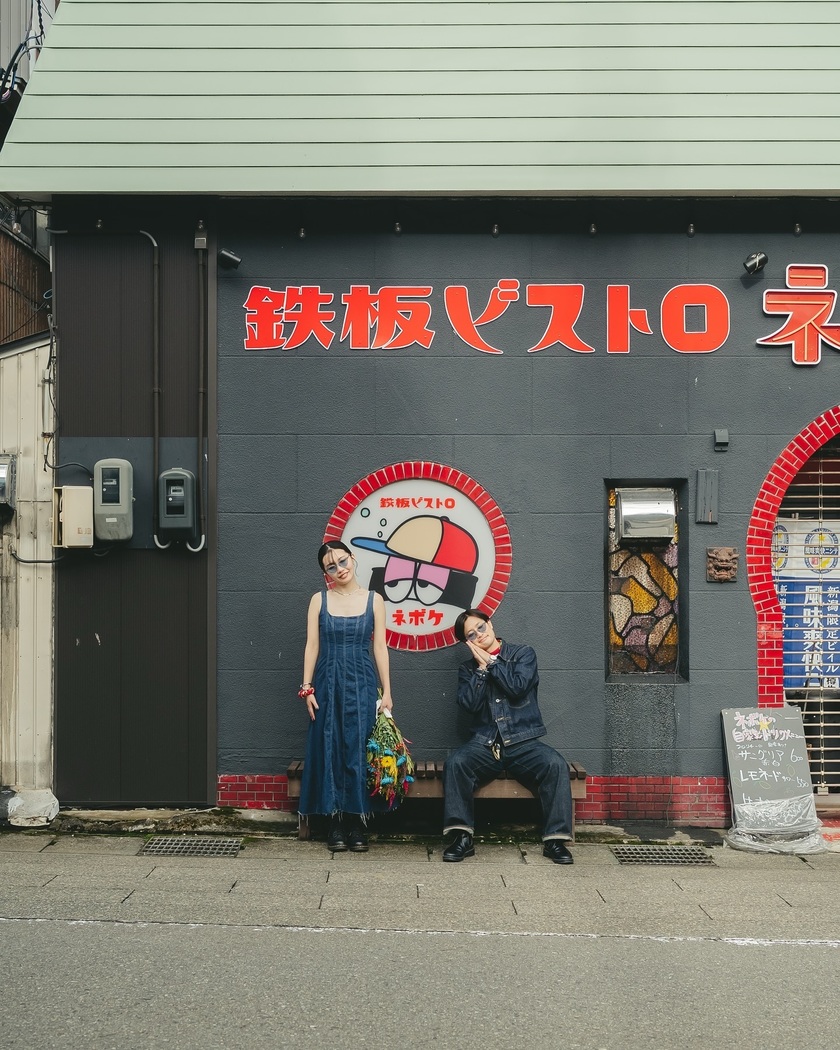 真似したい！2025年版最新デニム前撮りのおしゃれなお手本＆おすすめアイテム特集🩵💙にて紹介している画像