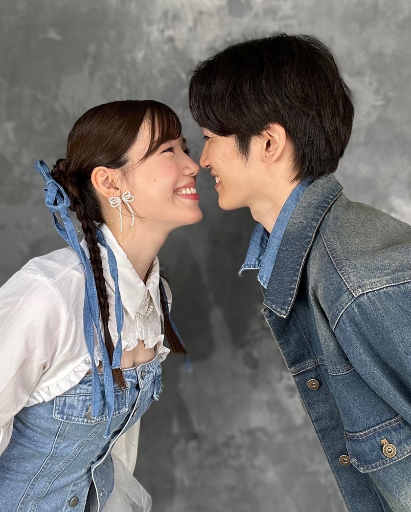 真似したい！2025年版最新デニム前撮りのおしゃれなお手本＆おすすめアイテム特集🩵💙にて紹介している画像