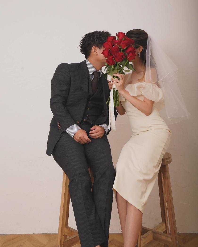 みんな可愛い♡令和5年。今どきカップルの入籍しましたフォト用コーデお手本11選にて紹介している画像