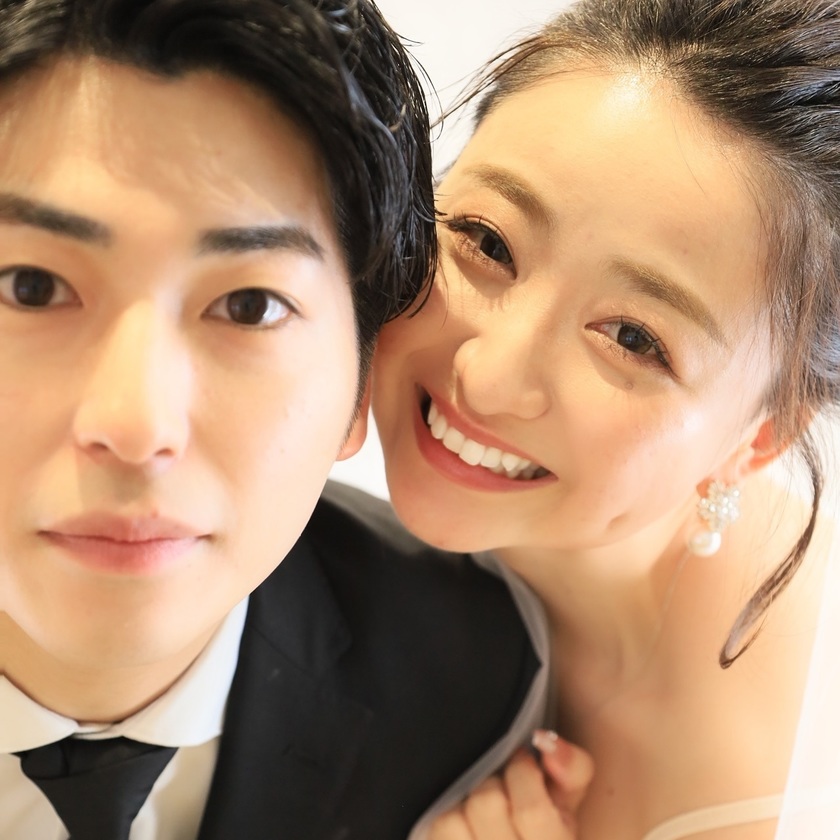 みんな可愛い♡令和5年。今どきカップルの入籍しましたフォト用コーデお手本11選にて紹介している画像