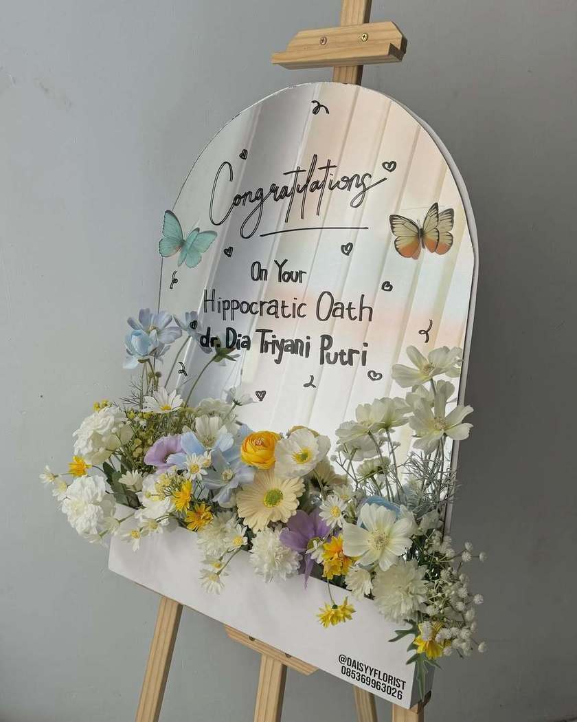 アリエクリンクあり🔗お花ボックス付き【プランター型ウェルカムボード】の作り方とデザイン特集🪧🌷にて紹介している画像