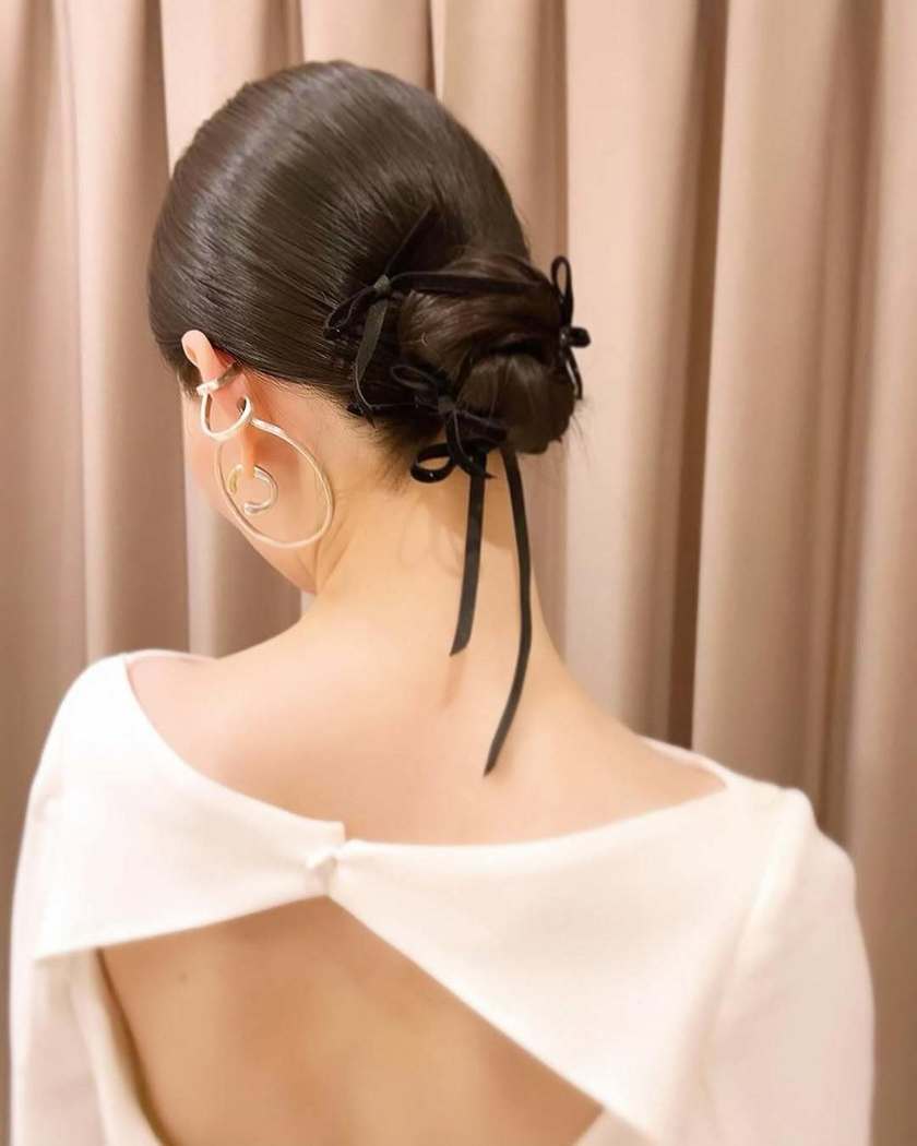 ヘアメイクアーティストhiroさんが手掛ける♡お手本にしたい【リボンヘア】wedding style⑫選にて紹介している画像