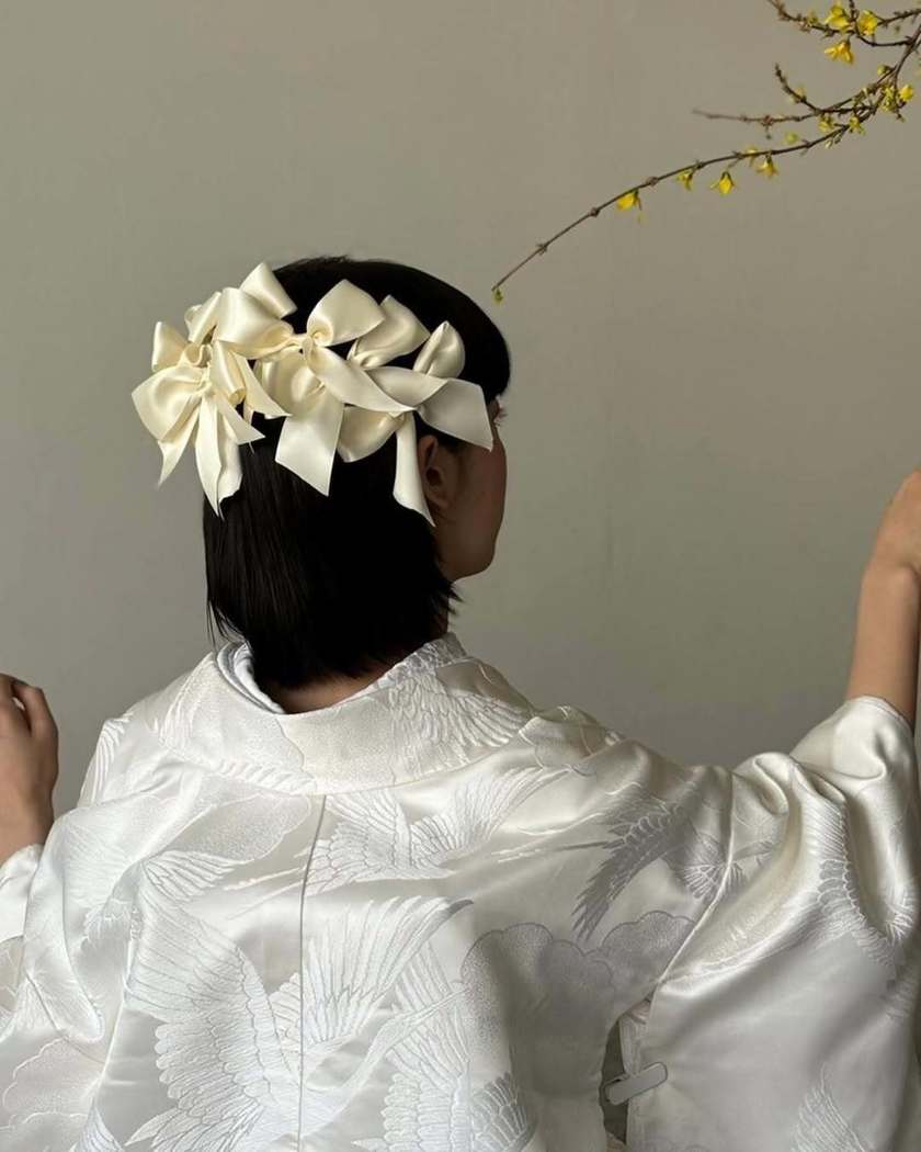 ヘアメイクアーティストhiroさんが手掛ける♡お手本にしたい【リボンヘア】wedding style⑫選にて紹介している画像