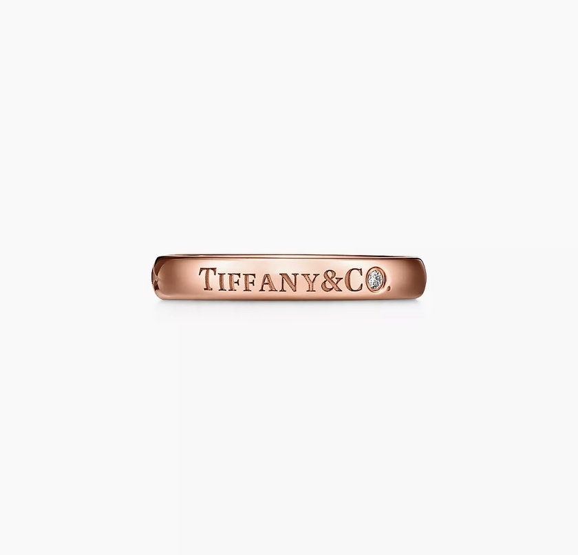 ＼2025年4月現在／憧れブランド。ティファニーの結婚指輪の価格帯はどのくらい？にて紹介している画像