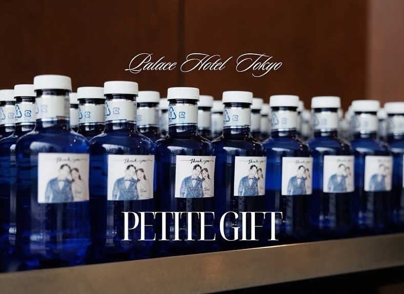 プチギフトで渡すサンクスウォーター。可愛く渡しているお手本ラッピング＆人気商品をご紹介🎀にて紹介している画像