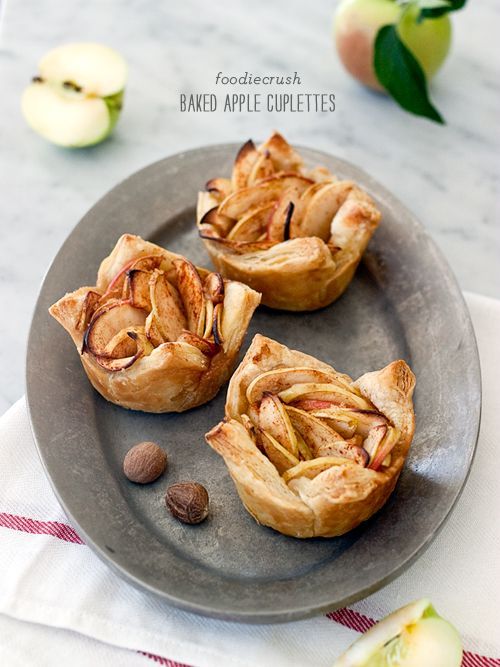 A Featured Collection of Adorable Romantic Items with Rose Motifs ♡にて紹介している画像