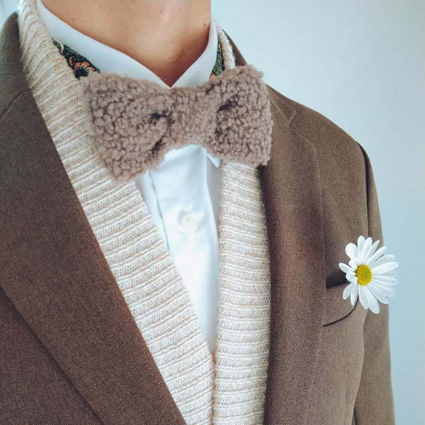 新郎アイテム迷子はもう卒業！おしゃれ＆かわいすぎる『unicopi』で蝶ネクタイのオーダーメイドが可能🎀にて紹介している画像