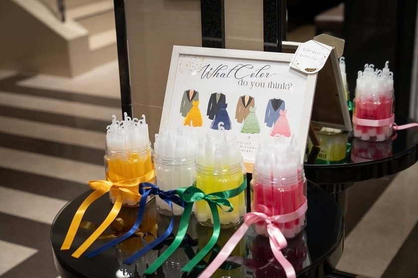 ドレス色当てクイズが進化！ドレスだけじゃなくてタキシードもクイズにするのがおすすめです👗👔にて紹介している画像