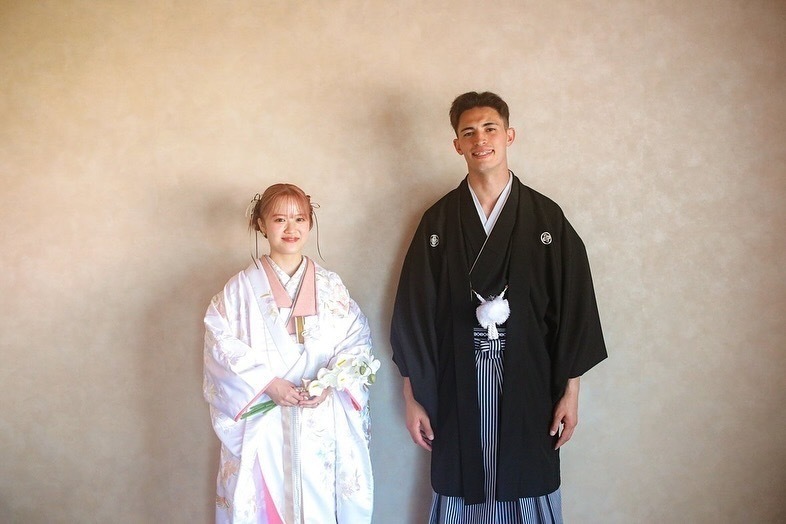 かわいくて美味しそうな名前が気になる🍩🎀三つ編みツインアレンジの「ドーナツヘア」10選にて紹介している画像