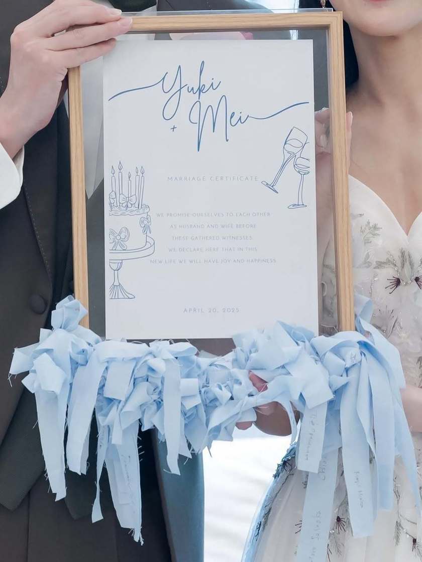 人と人を結ぶというメッセージ。見た目も可愛い《リボンの結婚証明書》アイデア６選🎀にて紹介している画像