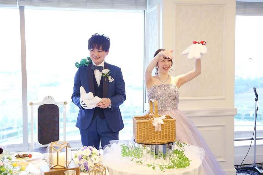 色だけじゃない！ドレスのデザインやヘアスタイル、持ちもの予想まで。進化系再入場クイズ9つの工夫アイデア＊にて紹介している画像