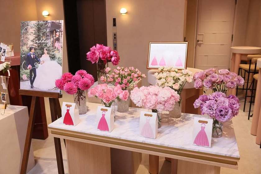 色だけじゃない！ドレスのデザインやヘアスタイル、持ちもの予想まで。進化系再入場クイズ9つの工夫アイデア＊にて紹介している画像